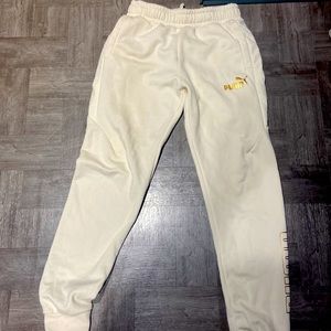 MENS PUMA CREAM AND GOLD SWEATS